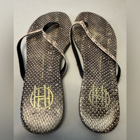 House of Harlow 1960 Colton Snake-Embossed Leather Flip Flops - Size 7 - Picture 1 of 8